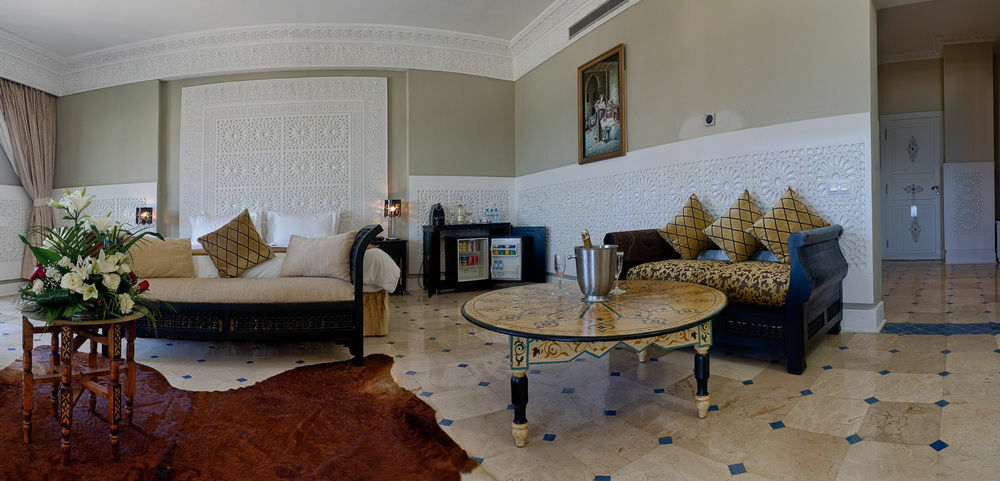 Palais Du Calife Riad Spa & Clubbing (Adults Only) Tangeri Esterno foto